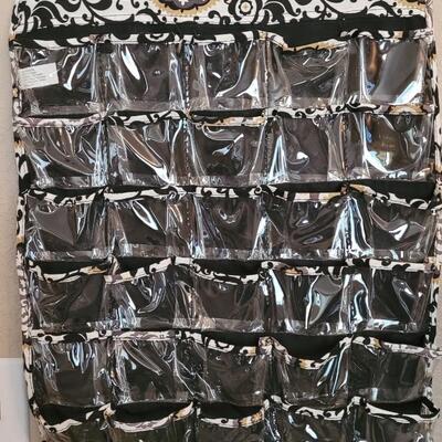 Lot 382: Hanging Jewelry Organizer 