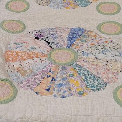 Lot 384: Vintage Quilt (has some discoloration)