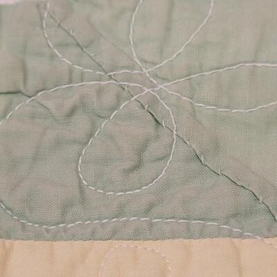 Lot 384: Vintage Quilt (has some discoloration)