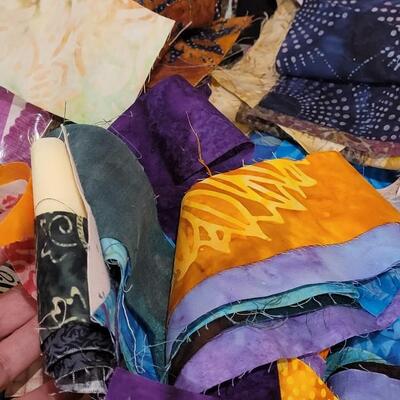 Lot 389: Pre-made Binding