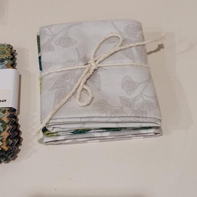 Lot 394: Pre-bundled Fabric lot
