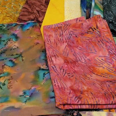 Lot 396: Fabric Quarter Bundle lot