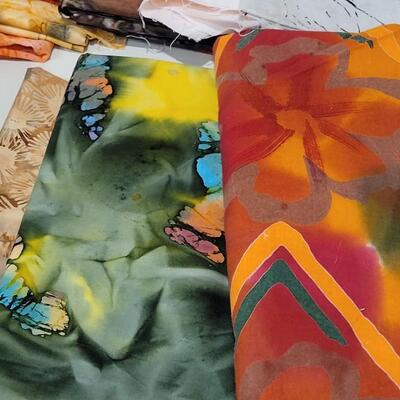 Lot 397: Fabric Quarter Bundle
