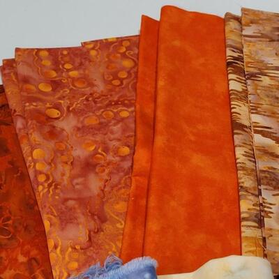 Lot 397: Fabric Quarter Bundle