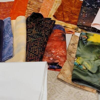 Lot 397: Fabric Quarter Bundle