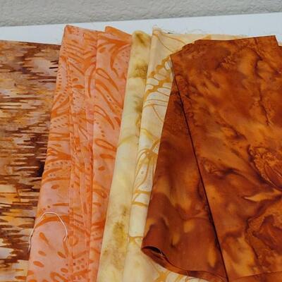 Lot 397: Fabric Quarter Bundle