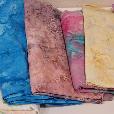 Lot 398: Fabric Quarter Bundle lot 