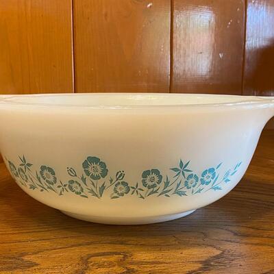 Vintage Maid of Honor Glass Blue Flower Mixing Bowl Set