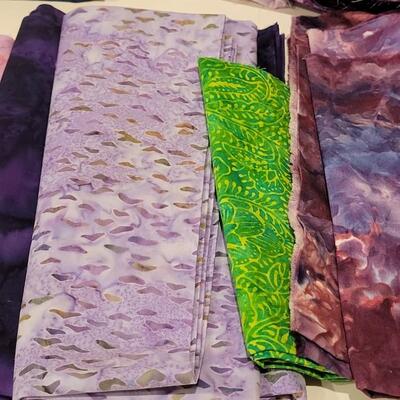 Lot 401: Fabric Quarter Bundle lot 
