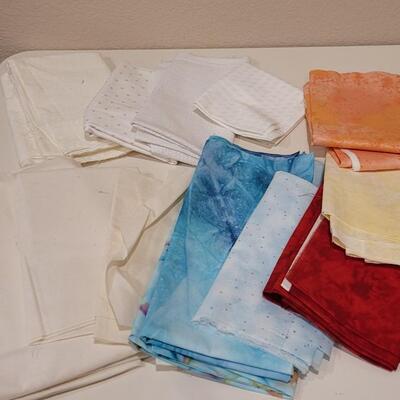 Lot 402: Fabric Bundle lot 