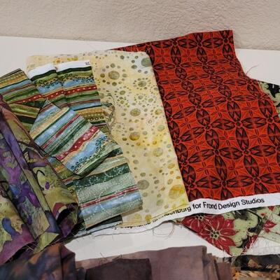 Lot 403: Fabric Quarter Bundle lot 