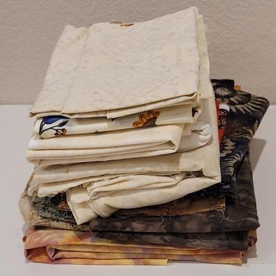 Lot 404: Fabric Quarter Bundle lot 