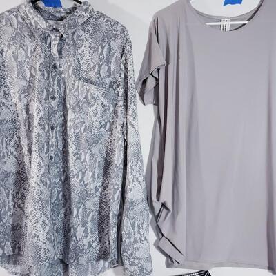 118 - Ladies Clothing 