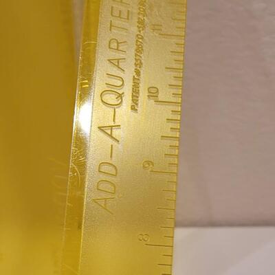 Lot 412: Yellow & Blue Quilting Rulers lot 