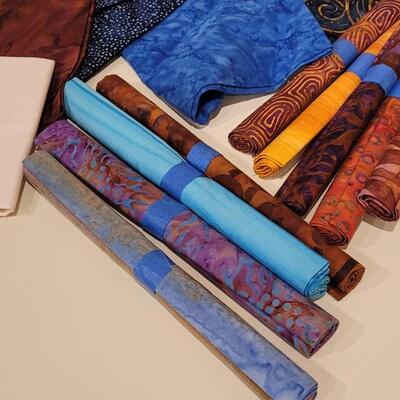 Lot 417: Fabric Quarter Bundle lot 