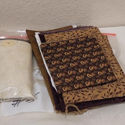 Lot 419: Quilting Kits with Fabric