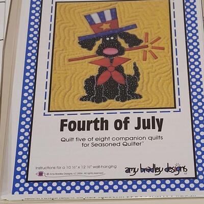 Lot 420: Seasoned Quilter Patterns