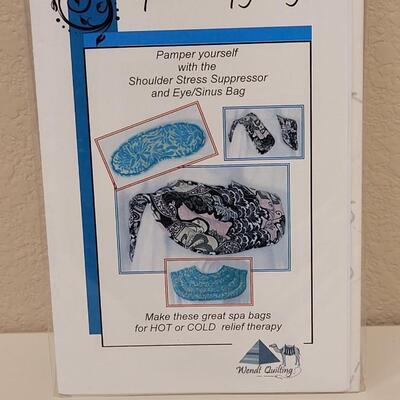Lot 423: Quilting Pattern Lot