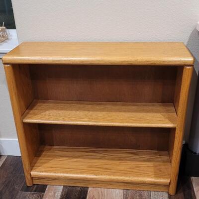 Lot 433: Oak Bookshelf 