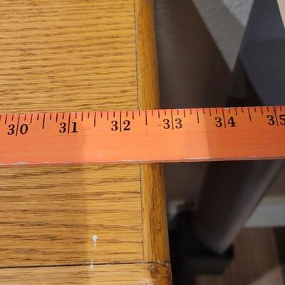 Lot 433: Oak Bookshelf 