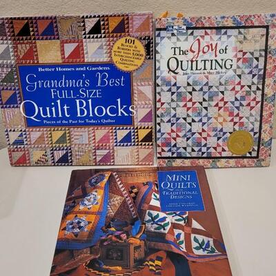 Lot 436: (3) Quilting Books