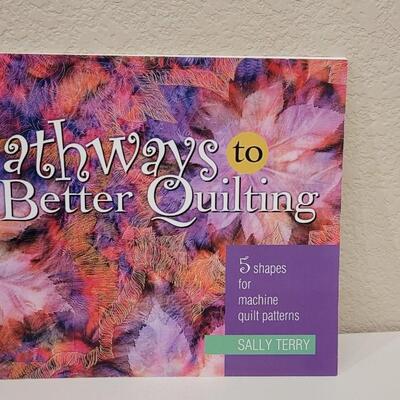 Lot 445: Quilting Books lot