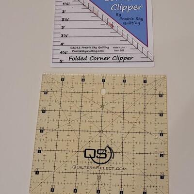 Lot 460: Folded Corner Clipper and Quiltes Select Square