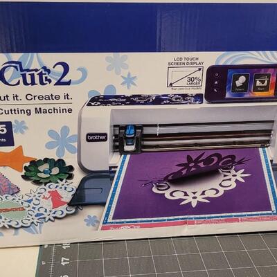 Lot 470: Brothers Scan N Cut 2 with Box and  (3) Scan N Cut Standard Mats