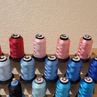 Lot 471: Floriani Thread and Thread Rack
