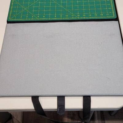 Lot 472: Omnigrid Quilting Grid Ruler in carrying case