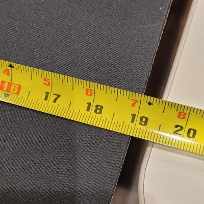Lot 472: Omnigrid Quilting Grid Ruler in carrying case