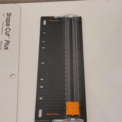 Lot 476: Quilting Rulers and Cutter