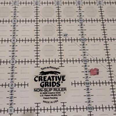 Lot 476: Quilting Rulers and Cutter