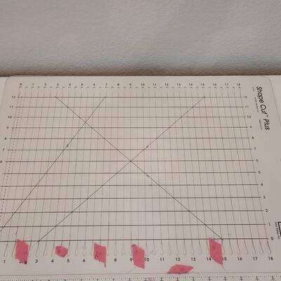 Lot 476: Quilting Rulers and Cutter