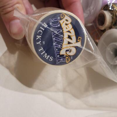 Lot 492: Thread Lot
