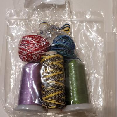 Lot 492: Thread Lot