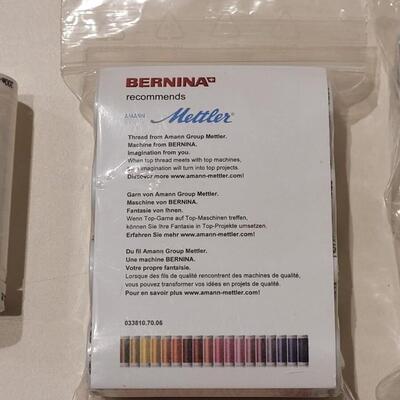 Lot 493: Thread lot