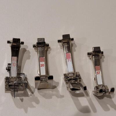 Lot 500: (4) Bernina Feet 37, 20, 10, 71