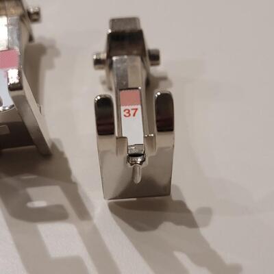 Lot 500: (4) Bernina Feet 37, 20, 10, 71