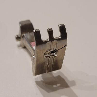 Lot 501: (3) Bernina Feet 4, 3, 5