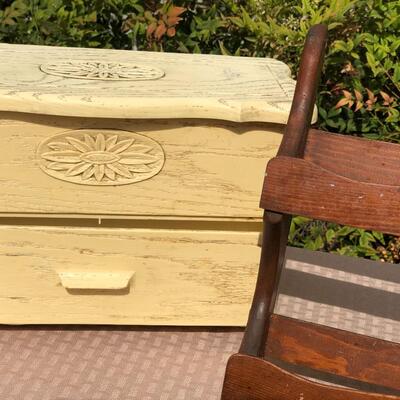 Kitchen storage lot, two vintage pieces
