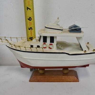 4 Model Ships, Wood & String & Fabric: 3 San Diego, 1 unmarked