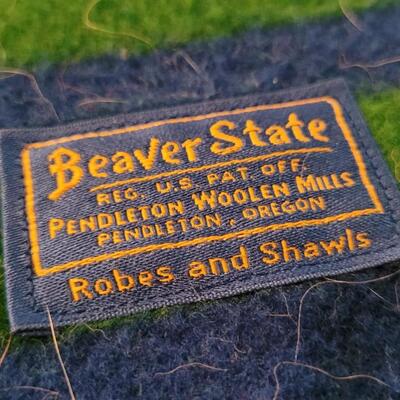Lot 516: 85" x 77" PENDLETON Wool CIRCLE OF LIFE Blanket 