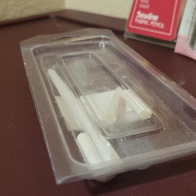 Lot 521: SEWLINE Accessory Box w/ Used Accessories 