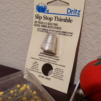 Lot 523: Assortment of Sewing Accessories 