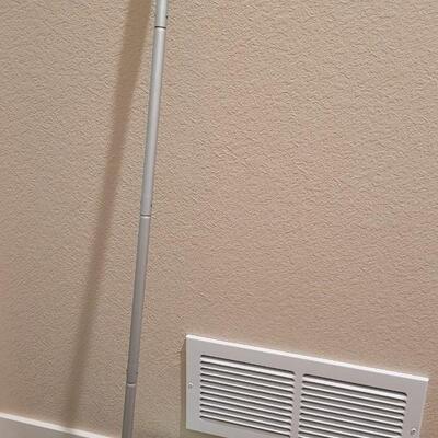 Lot 539: Cleaning Bundle - Swiffer and Dustpan/Broom