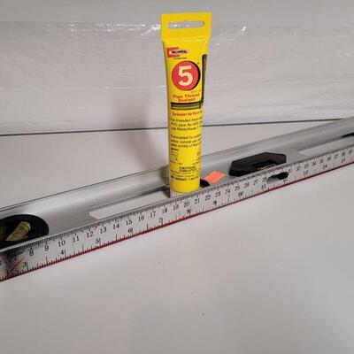 Lot 550: Level Ruler + PIPE THREAD Sealant 90%+