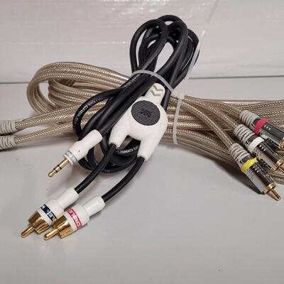 Lot 551: Rca Cords