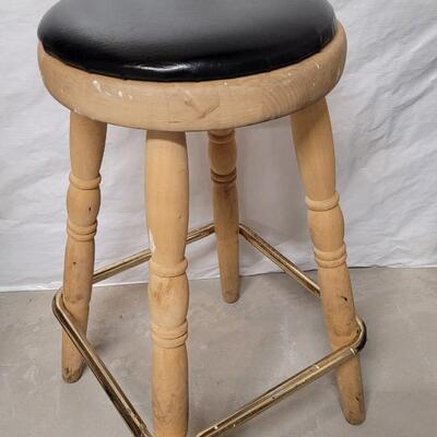 Lot 554: Vintage Padded Wood Stool 