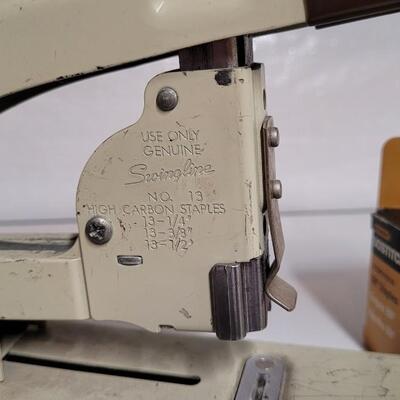 Lot 559: Vintage SWINGLINE Desk Press Stapler